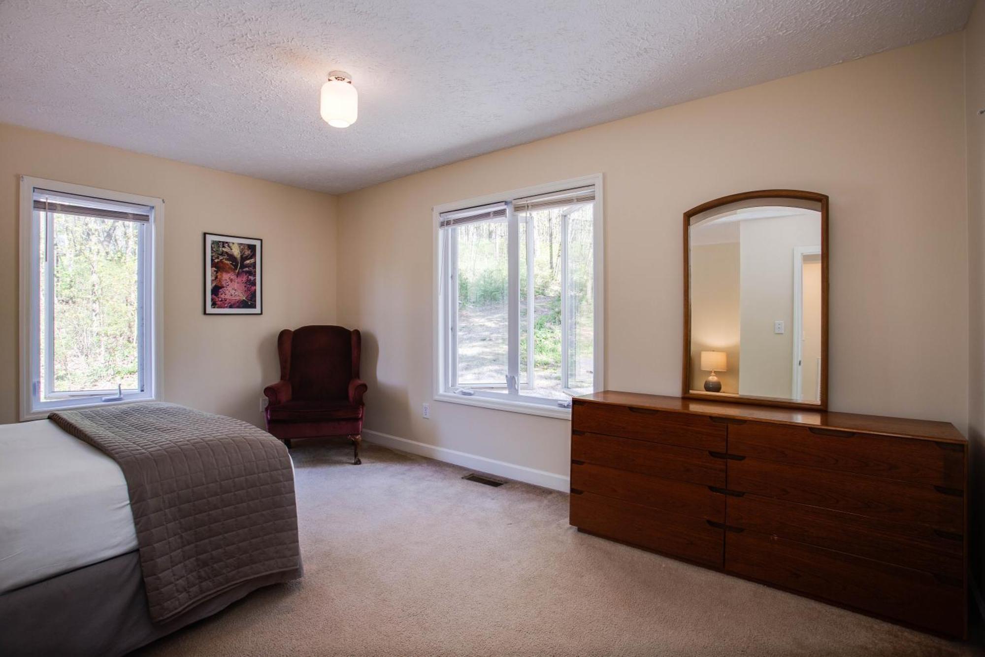 Love Ridge Mountain Lodging Lyndhurst エクステリア 写真