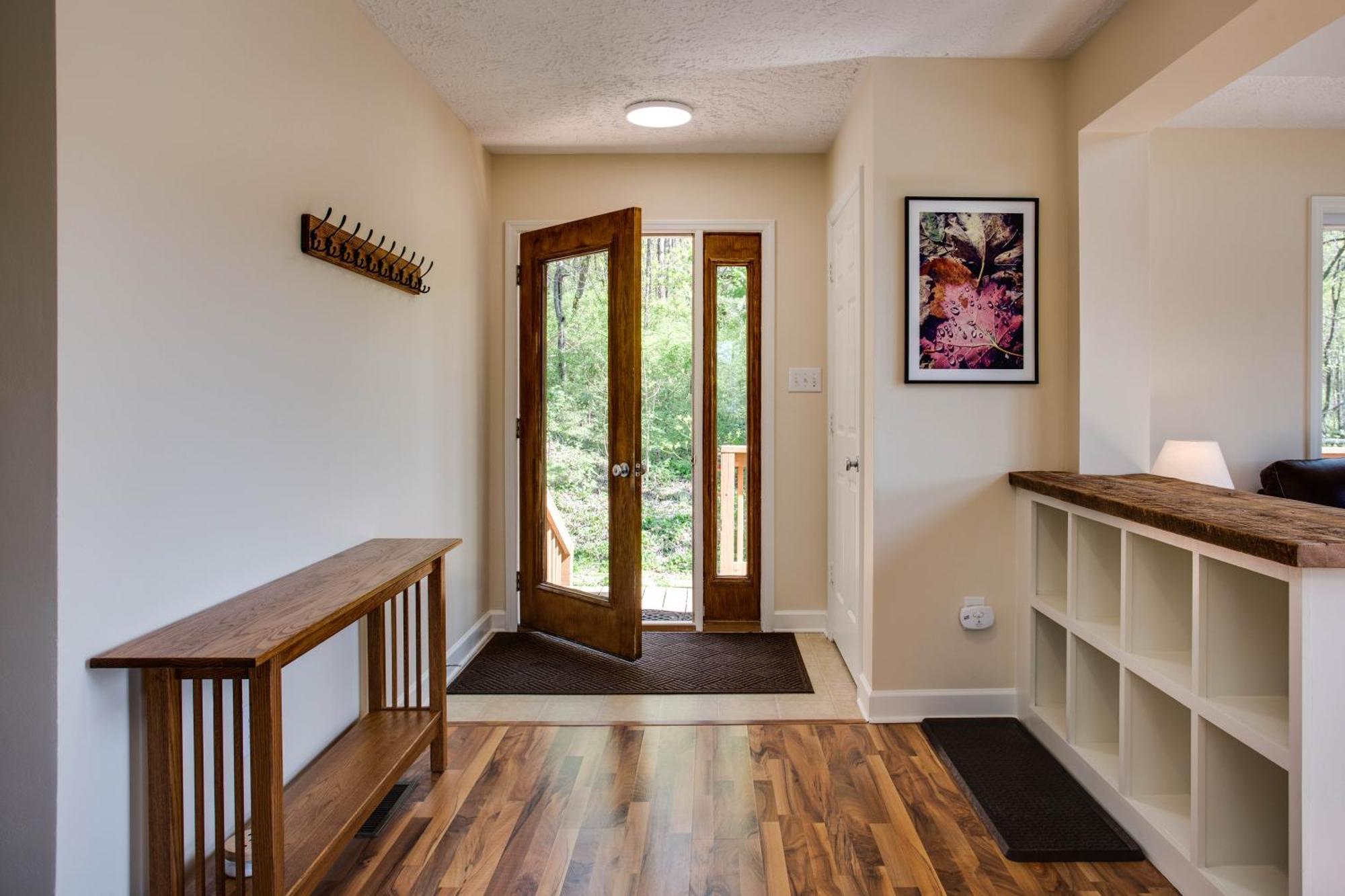 Love Ridge Mountain Lodging Lyndhurst エクステリア 写真